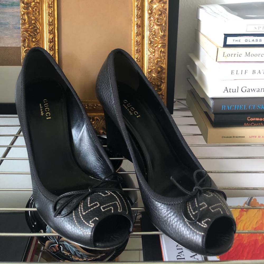 Gucci wedges size 38